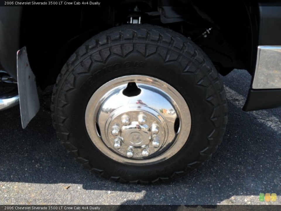 2006 Chevrolet Silverado 3500 LT Crew Cab 4x4 Dually Wheel and Tire Photo #49996669