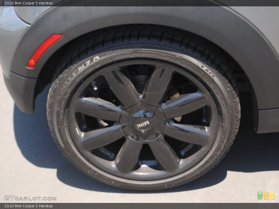 2010 Mini Cooper S Hardtop Wheel and Tire Photo #50018155