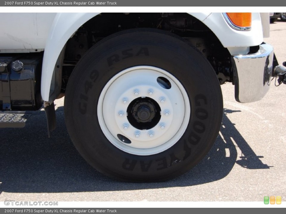 2007 Ford F750 Super Duty XL Chassis Regular Cab Water Truck Wheel and Tire Photo #50028064