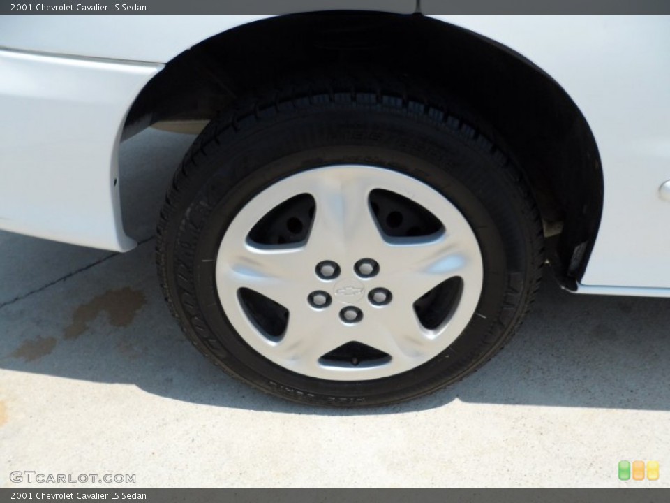 2001 Chevrolet Cavalier LS Sedan Wheel and Tire Photo #50044917