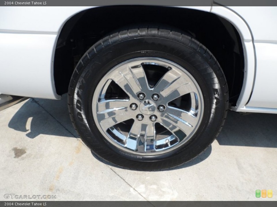 2004 Chevrolet Tahoe Custom Wheel and Tire Photo #50046063