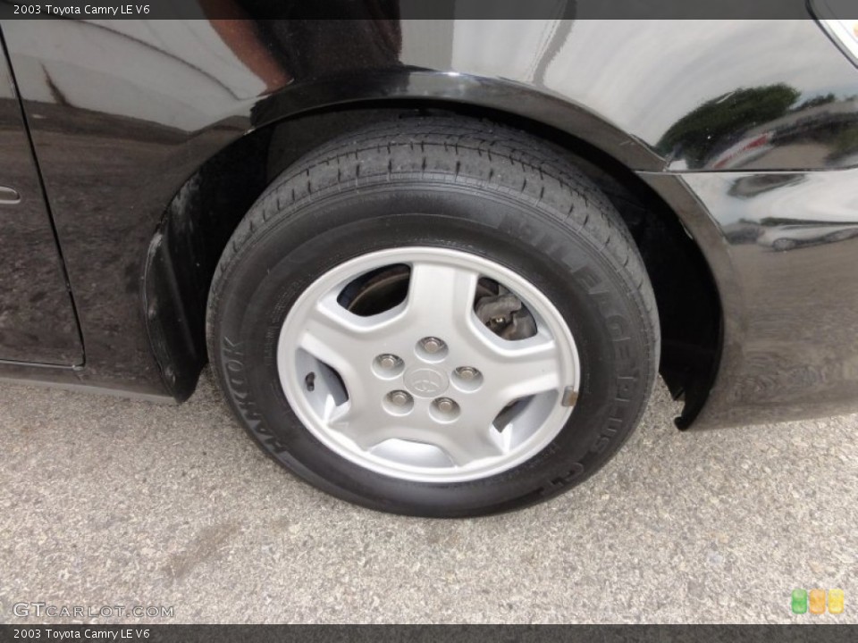 2003 Toyota Camry LE V6 Wheel and Tire Photo #50174177