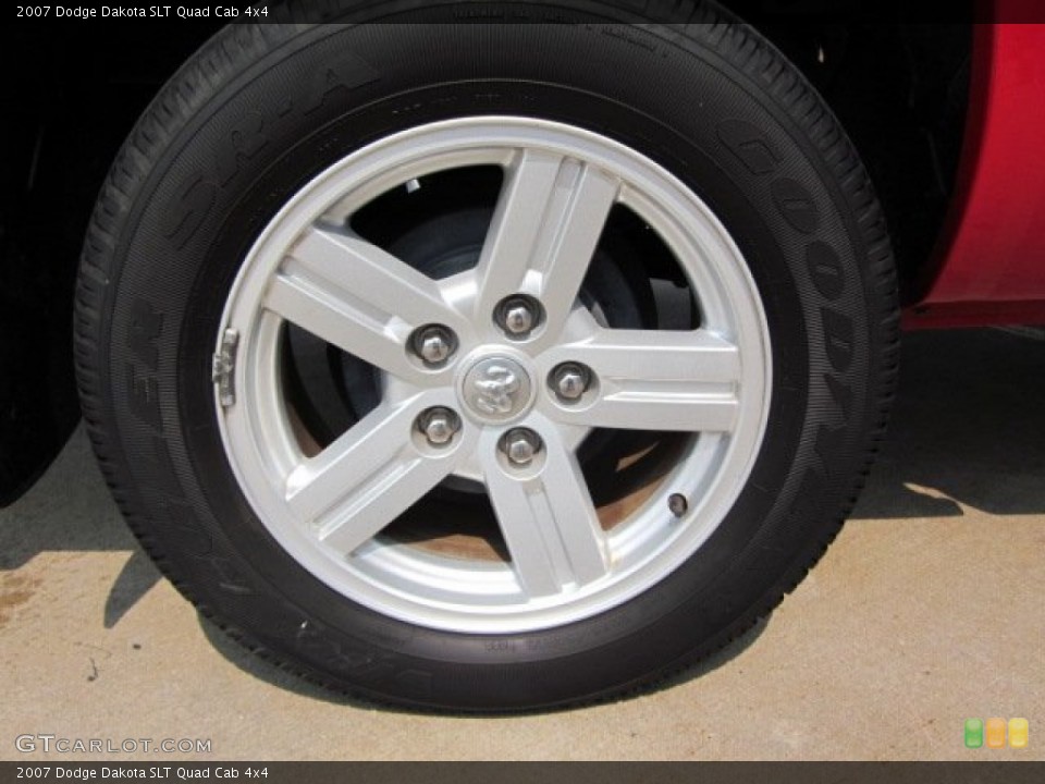 2007 Dodge Dakota SLT Quad Cab 4x4 Wheel and Tire Photo #50177285