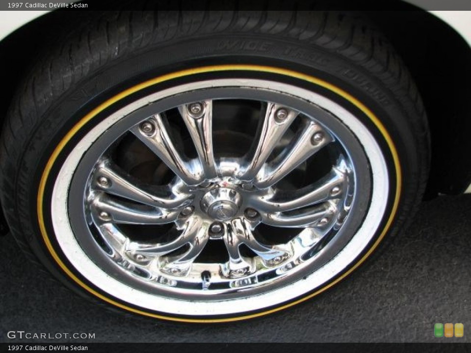 1997 Cadillac DeVille Custom Wheel and Tire Photo #50177867