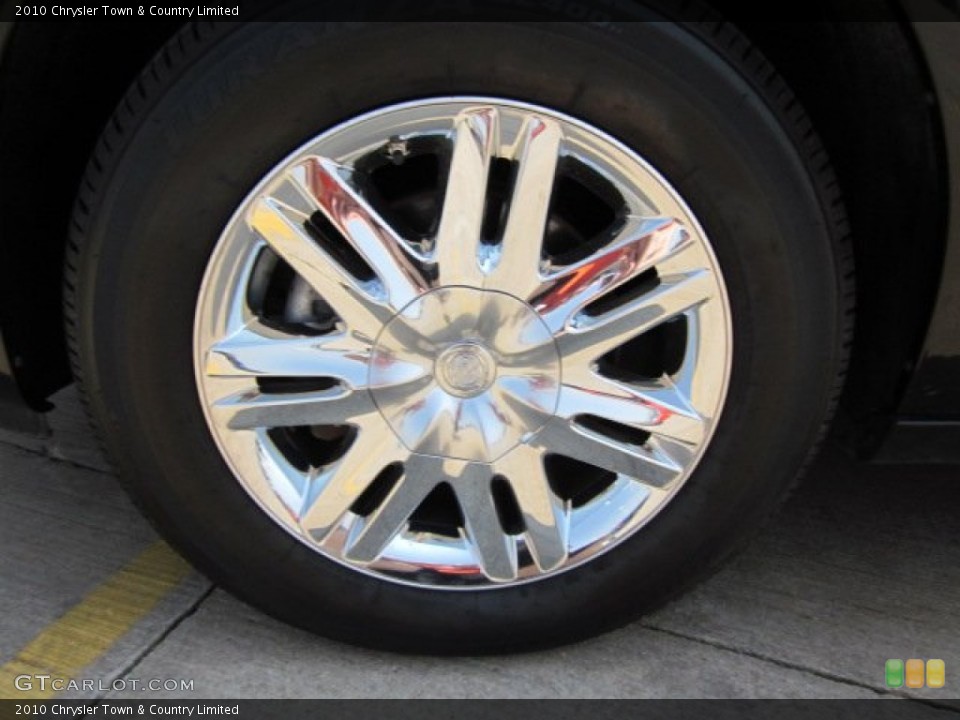 2010 Chrysler Town & Country Limited Wheel and Tire Photo #50178944