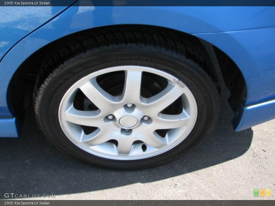 2005 Kia Spectra LX Sedan Wheel and Tire Photo #50179763