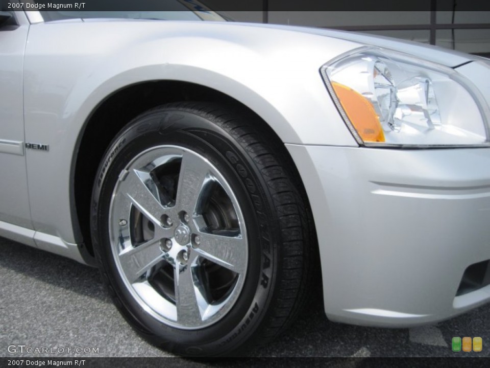 2007 Dodge Magnum R/T Wheel and Tire Photo #50253455