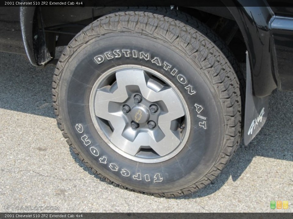 2001 Chevrolet S10 ZR2 Extended Cab 4x4 Wheel and Tire Photo #50272191