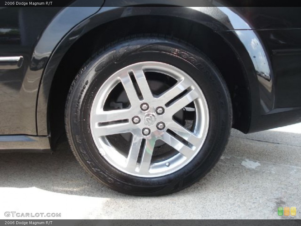 2006 Dodge Magnum R/T Wheel and Tire Photo #50275005