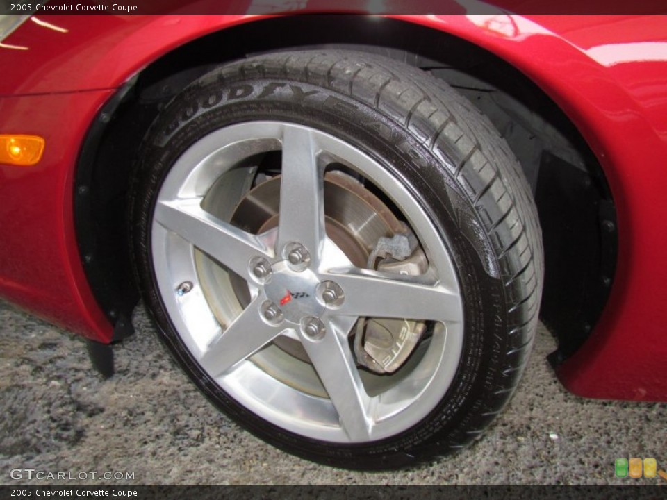 2005 Chevrolet Corvette Coupe Wheel and Tire Photo #50323461