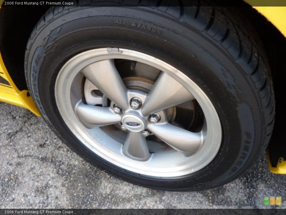 2006 Ford Mustang GT Premium Coupe Wheel and Tire Photo #50382174