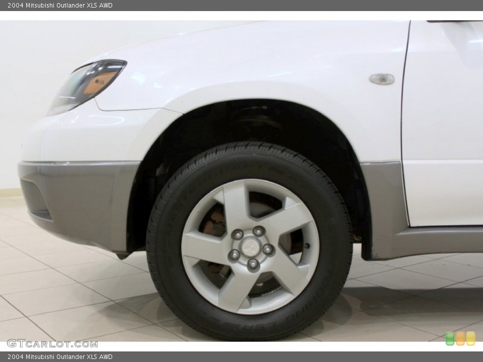 2004 Mitsubishi Outlander XLS AWD Wheel and Tire Photo #50382177