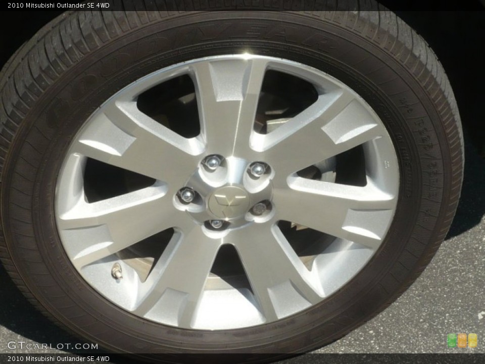 2010 Mitsubishi Outlander SE 4WD Wheel and Tire Photo #50387619