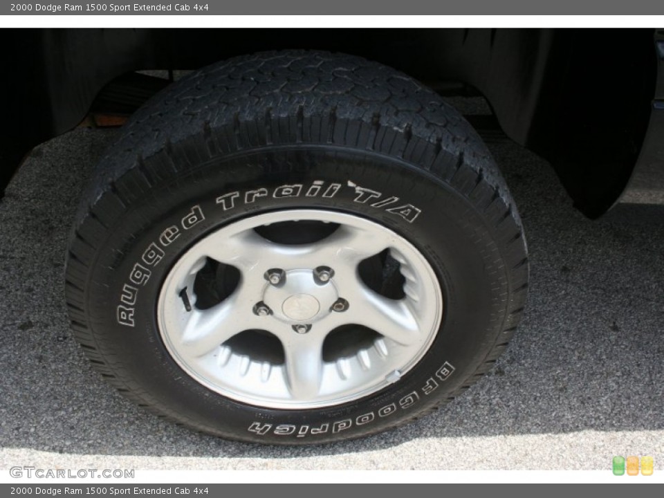 2000 Dodge Ram 1500 Sport Extended Cab 4x4 Wheel and Tire Photo #50393040