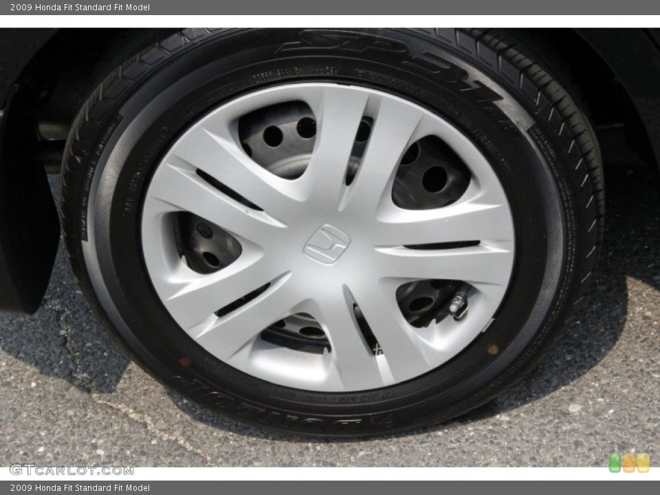 2009 Honda Fit  Wheel and Tire Photo #50399109