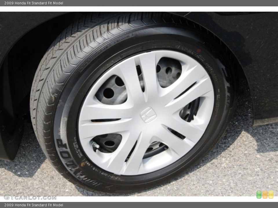 2009 Honda Fit  Wheel and Tire Photo #50399124