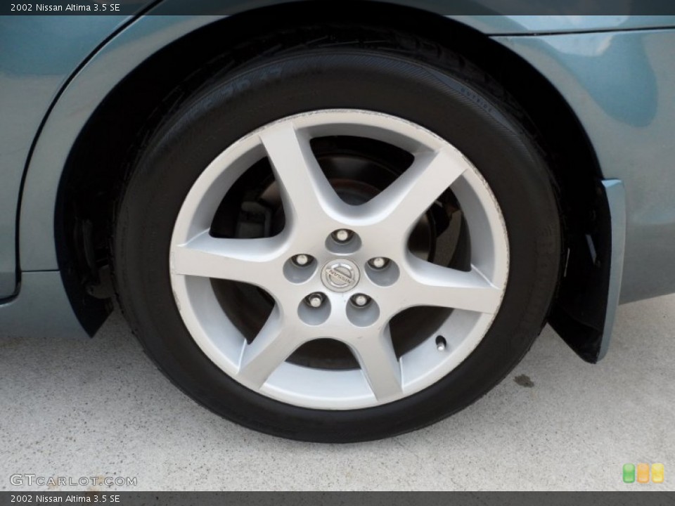 2002 Nissan Altima 3.5 SE Wheel and Tire Photo #50416693