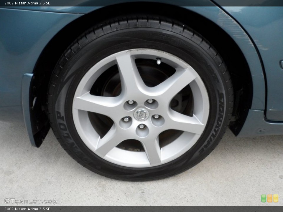 2002 Nissan Altima 3.5 SE Wheel and Tire Photo #50416708