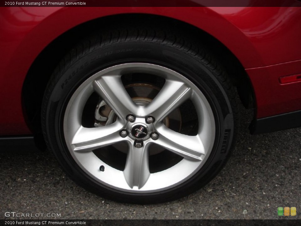 2010 Ford Mustang GT Premium Convertible Wheel and Tire Photo #50450651