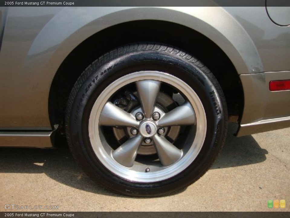 2005 Ford Mustang GT Premium Coupe Wheel and Tire Photo #50465768