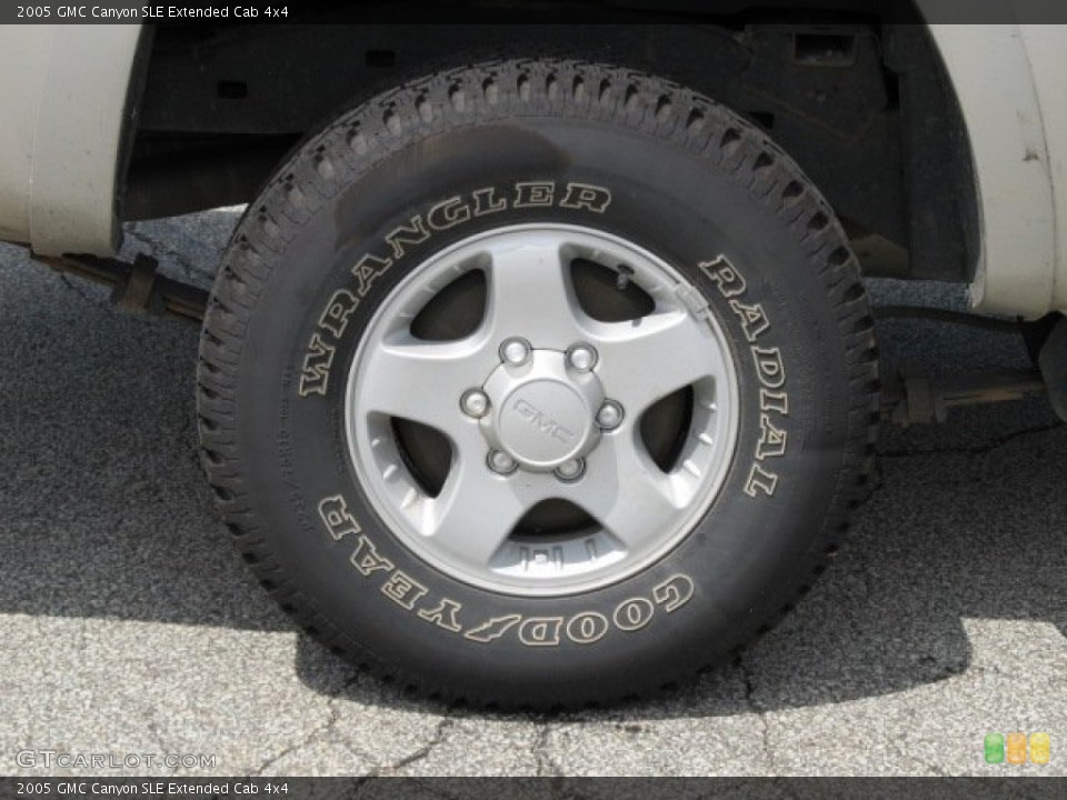 2005 GMC Canyon SLE Extended Cab 4x4 Wheel and Tire Photo #50469829