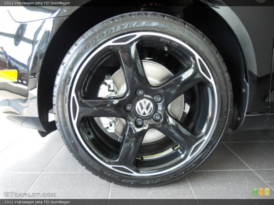 2011 Volkswagen Jetta TDI SportWagen Wheel and Tire Photo #50487994