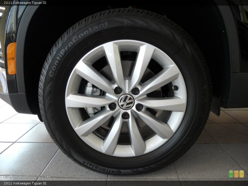 2011 Volkswagen Tiguan SE Wheel and Tire Photo #50488339
