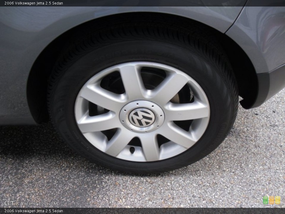 2006 Volkswagen Jetta 2.5 Sedan Wheel and Tire Photo #50492452