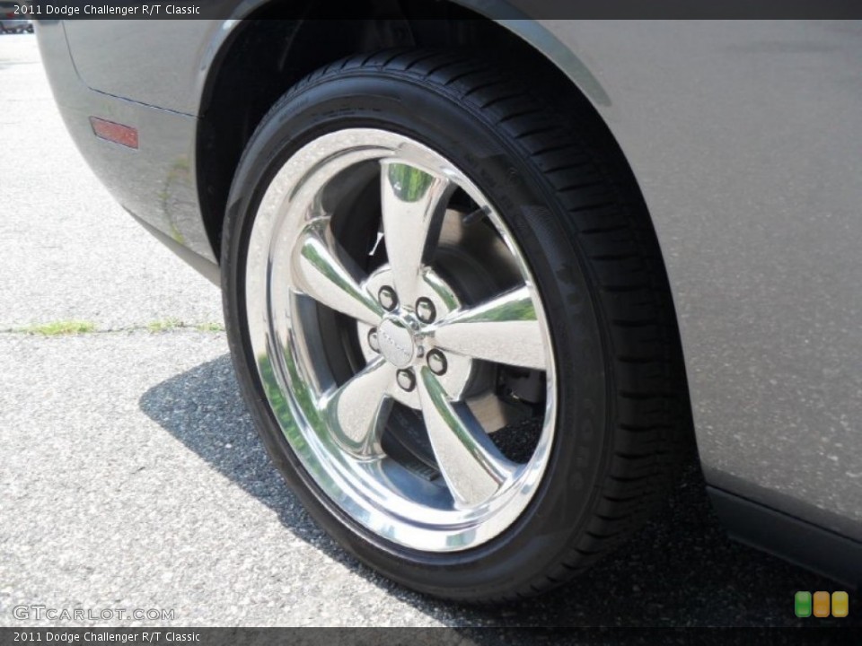 2011 Dodge Challenger R/T Classic Wheel and Tire Photo #50499818