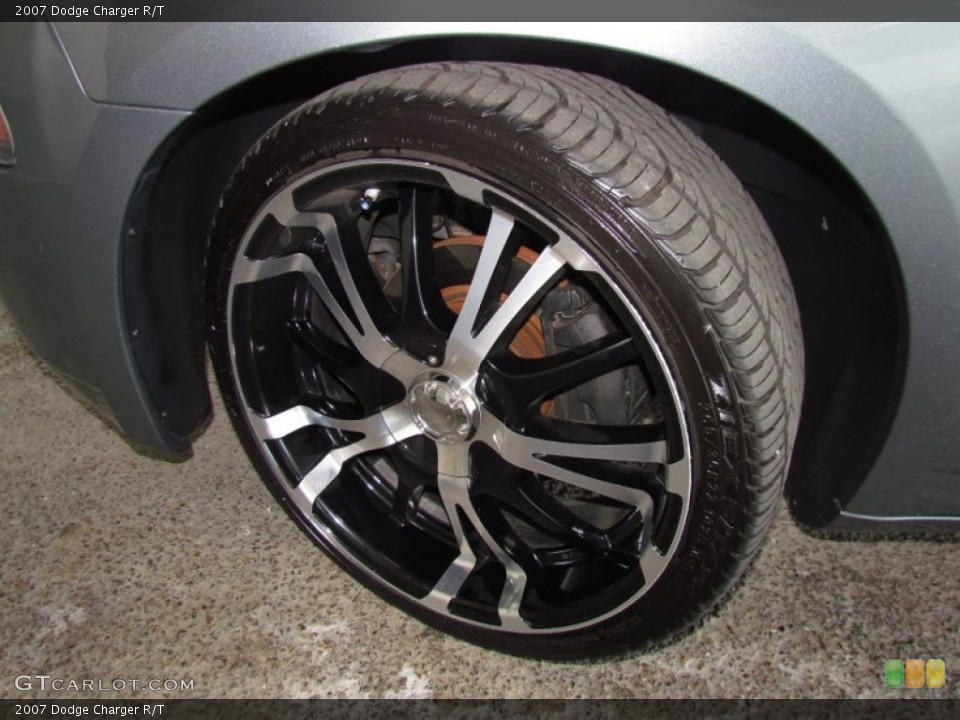 2007 Dodge Charger Custom Wheel and Tire Photo #50517565