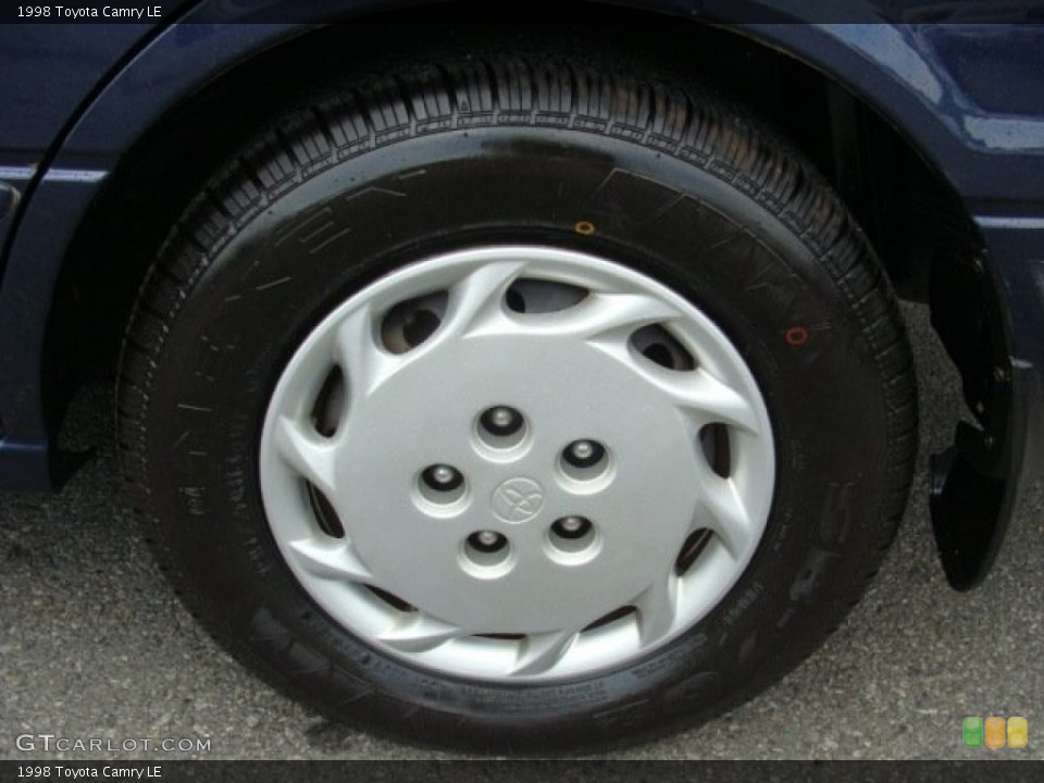 1998 Toyota Camry LE Wheel and Tire Photo #50526556