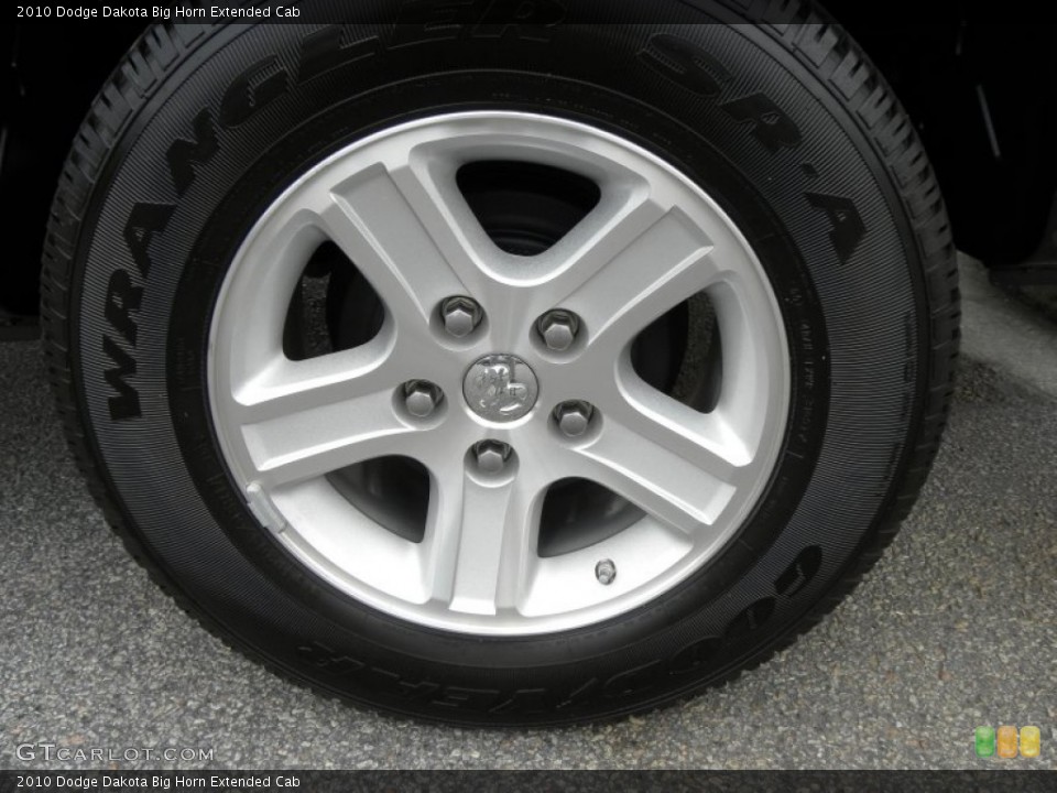 2010 Dodge Dakota Big Horn Extended Cab Wheel and Tire Photo #50527672