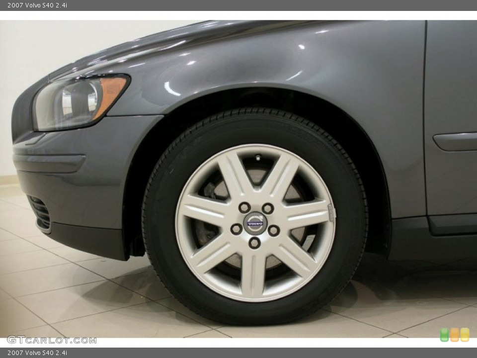 2007 Volvo S40 2.4i Wheel and Tire Photo #50533051
