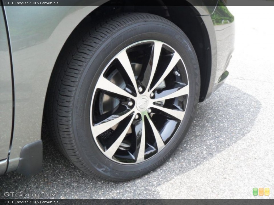 2011 Chrysler 200 S Convertible Wheel and Tire Photo #50558692