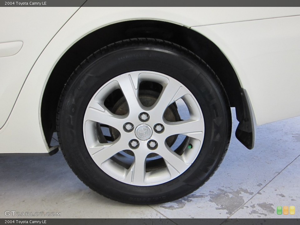2004 Toyota Camry LE Wheel and Tire Photo #50604228