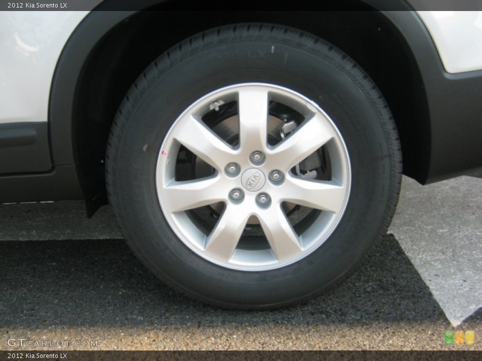 2012 Kia Sorento LX Wheel and Tire Photo #50640636