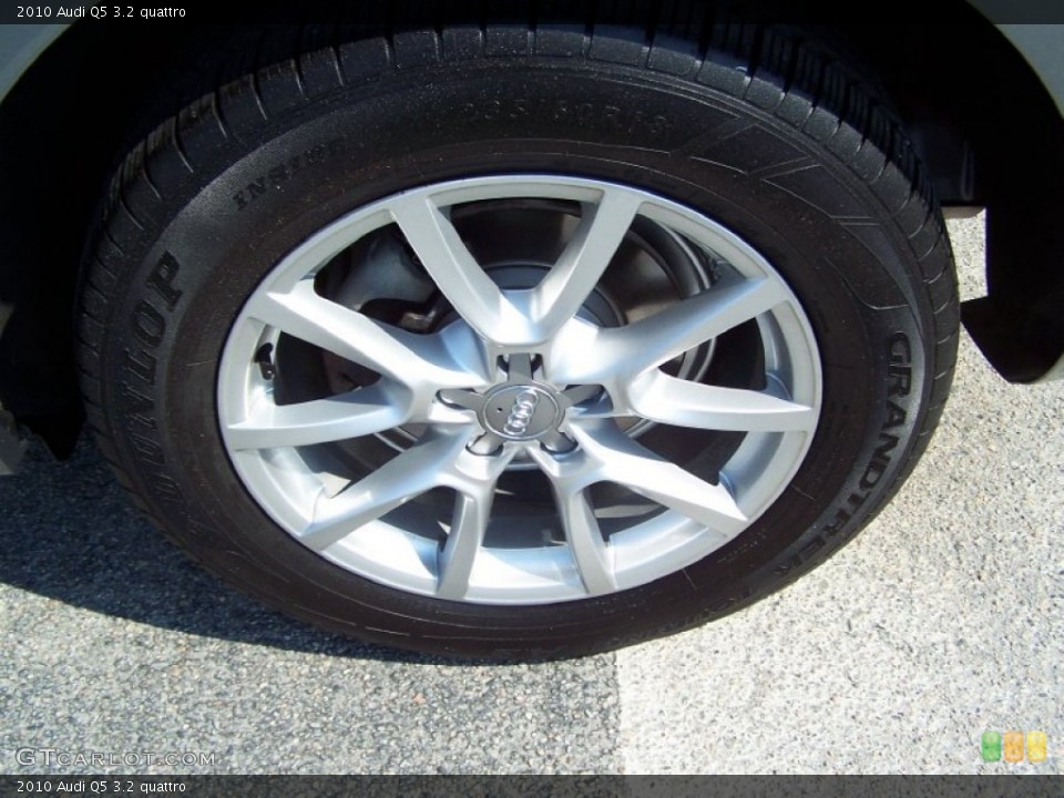 2010 Audi Q5 3.2 quattro Wheel and Tire Photo #50645463