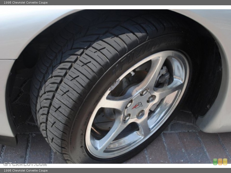 1998 Chevrolet Corvette Coupe Wheel and Tire Photo #50656315
