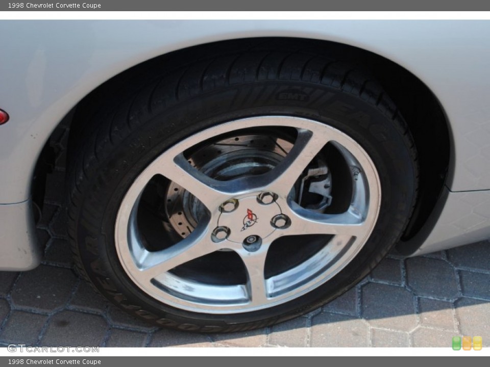 1998 Chevrolet Corvette Coupe Wheel and Tire Photo #50656359