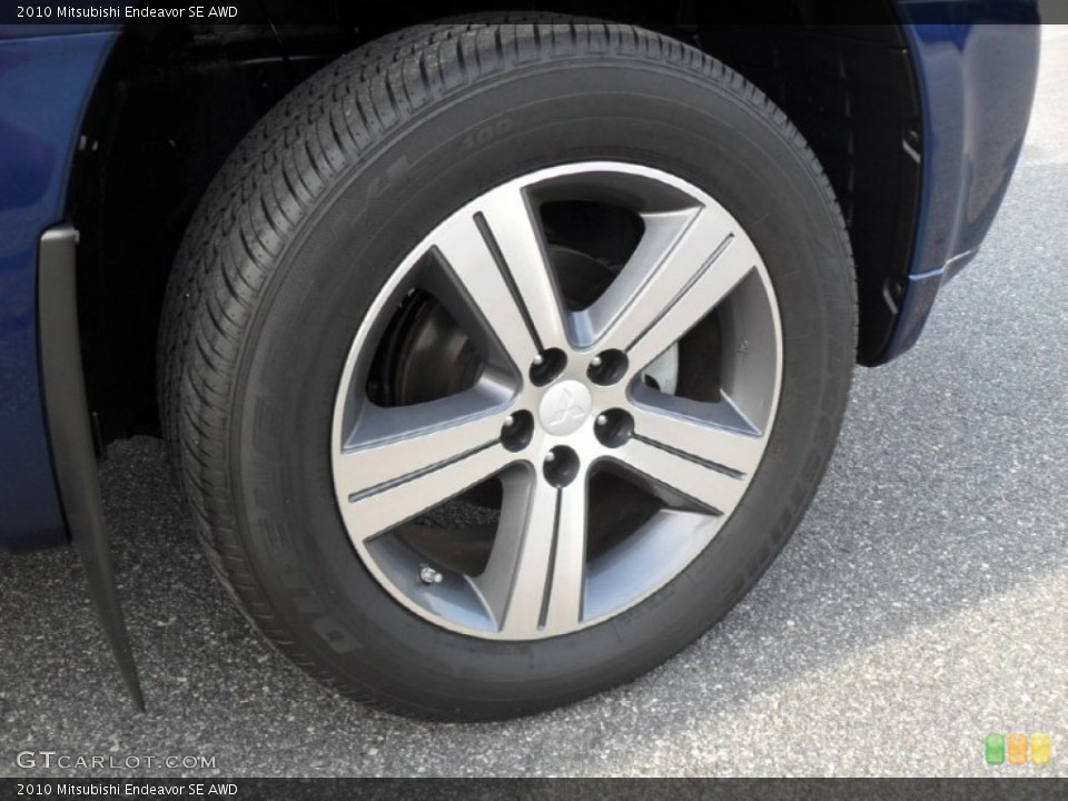 2010 Mitsubishi Endeavor SE AWD Wheel and Tire Photo #50657393