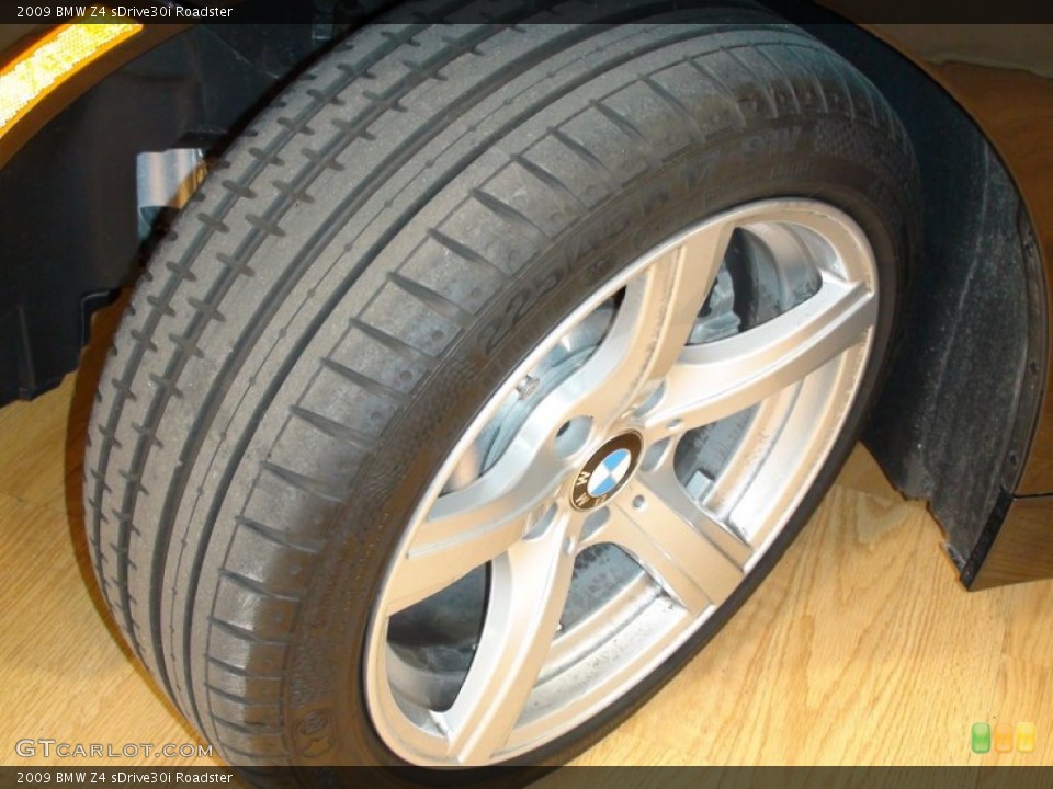 2009 BMW Z4 sDrive30i Roadster Wheel and Tire Photo #50661542