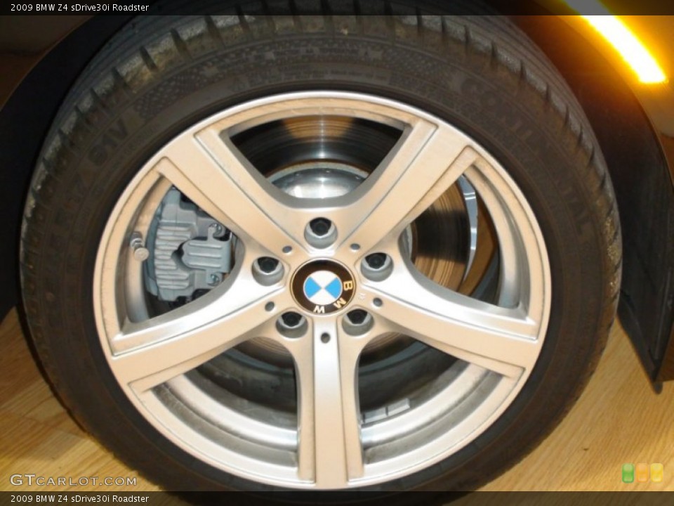 2009 BMW Z4 sDrive30i Roadster Wheel and Tire Photo #50661569