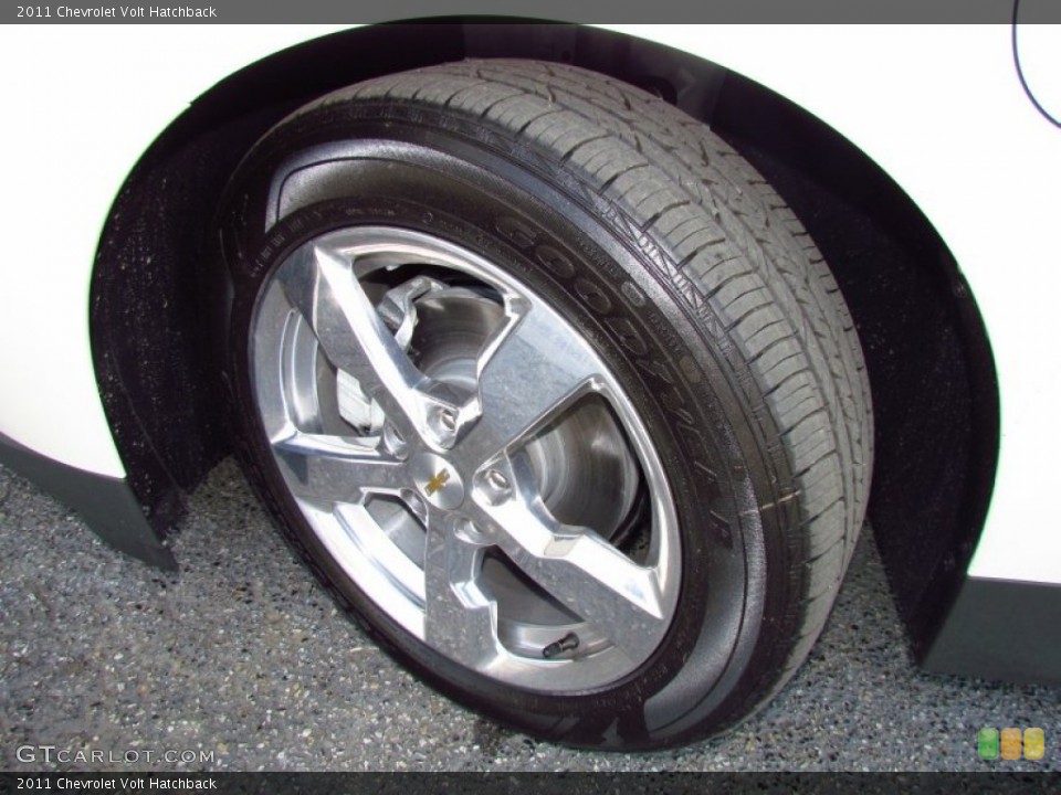 2011 Chevrolet Volt Hatchback Wheel and Tire Photo #50673836