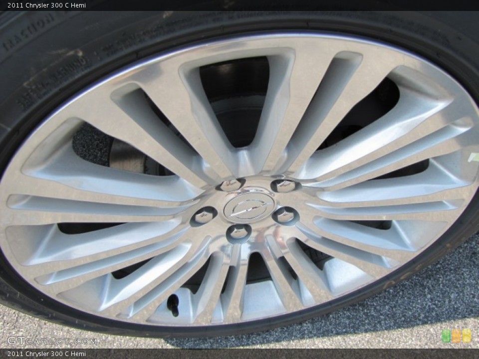 2011 Chrysler 300 C Hemi Wheel and Tire Photo #50734554