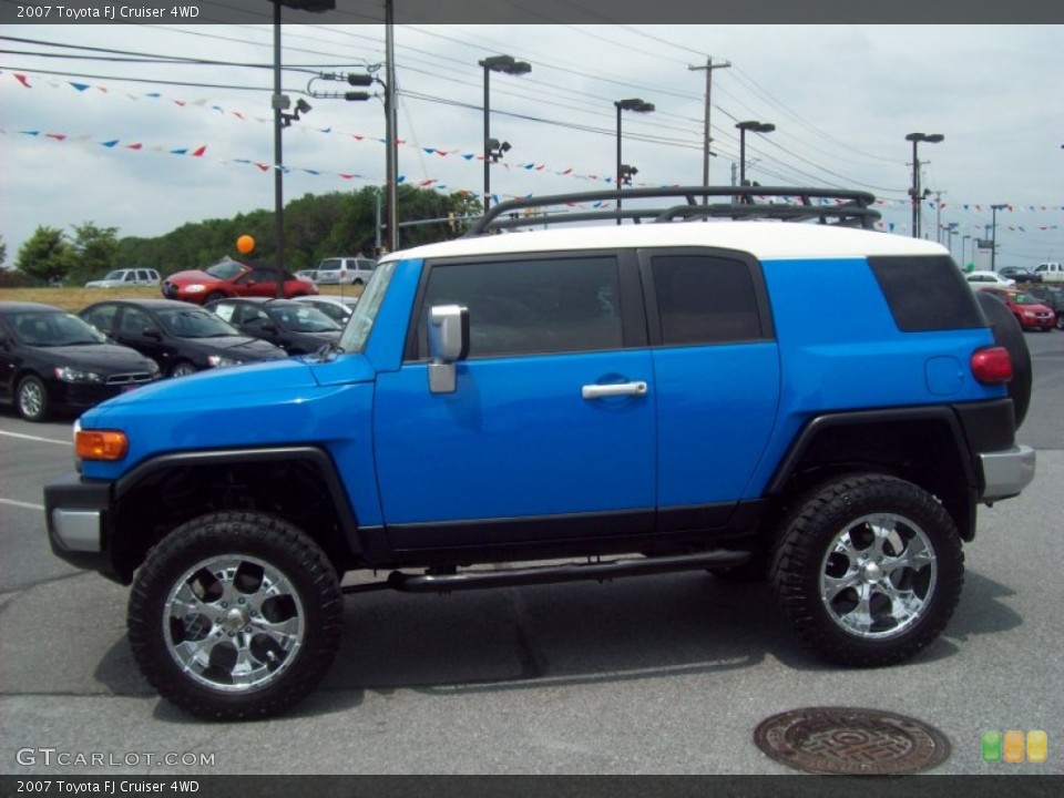 2007 Toyota FJ Cruiser Custom Wheel and Tire Photo #50738962