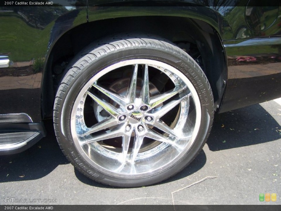 2007 Cadillac Escalade Custom Wheel and Tire Photo #50767365