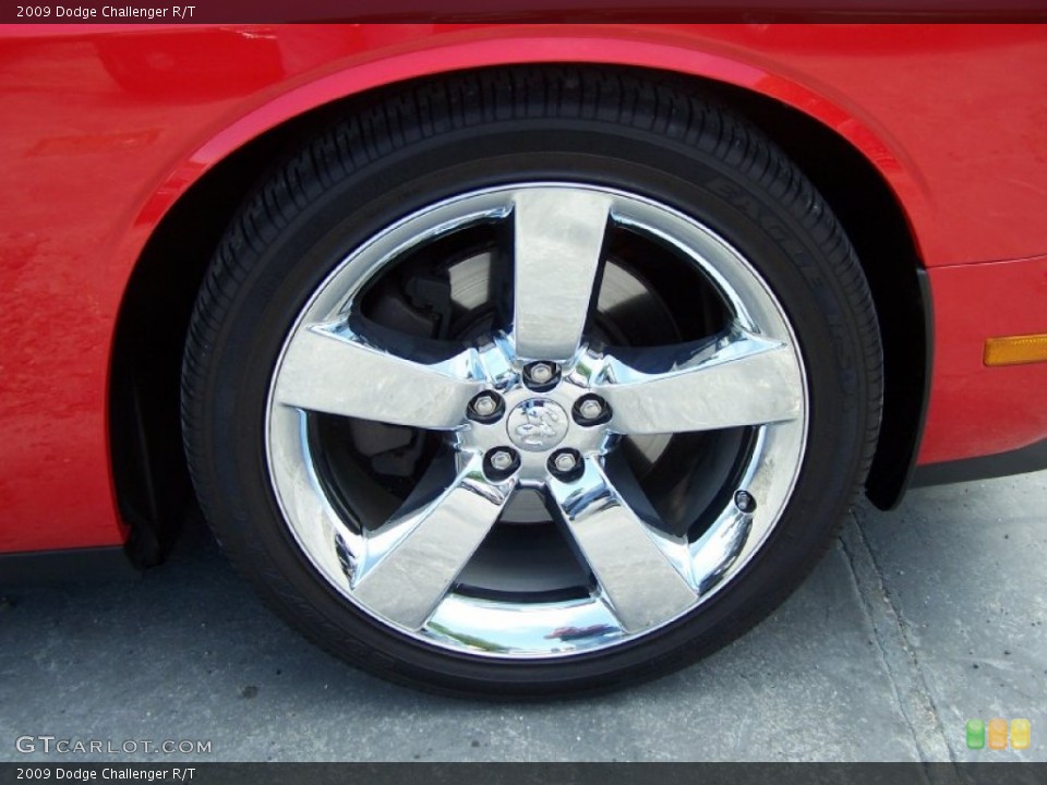 2009 Dodge Challenger R/T Wheel and Tire Photo #50767503