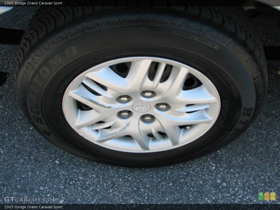 2003 Dodge Grand Caravan Sport Wheel and Tire Photo #50779953