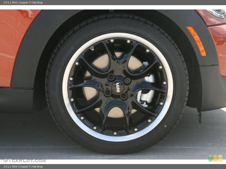 2011 Mini Cooper S Hardtop Wheel and Tire Photo #50813796