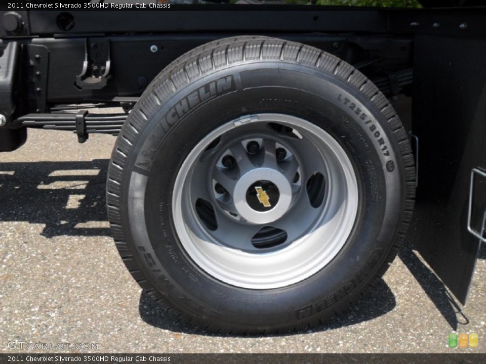 2011 Chevrolet Silverado 3500HD Regular Cab Chassis Wheel and Tire Photo #50819862